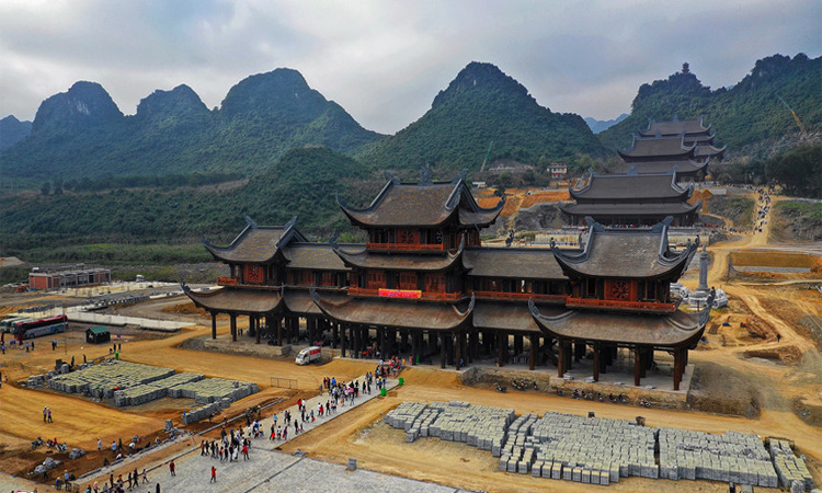 Hình ảnh chùa Tam Chúc - 2019