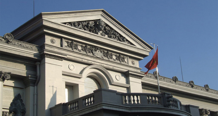 Bảo tàng Thành phố Hồ Chí Minh - chóp mái
