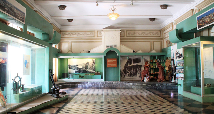Bảo tàng Thành phố Hồ Chí Minh - công nghiệp