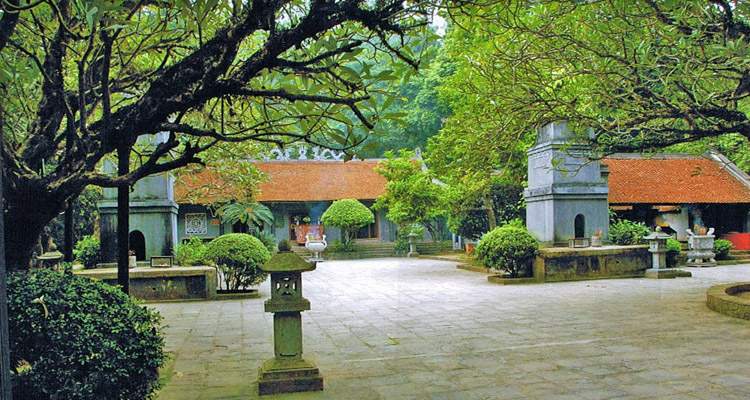 Đền Hùng Phú Thọ chùa Thiên Quang