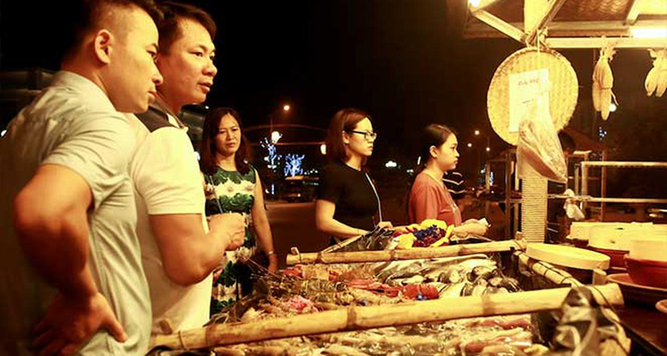 FLC Sầm Sơn - chợ quê