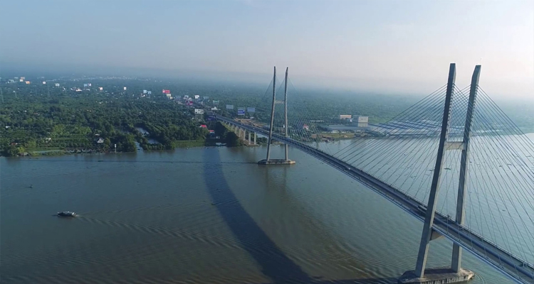 Cầu Mỹ Thuận - tháp cầu