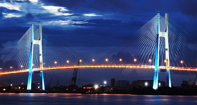 Cầu Mỹ Thuận - về đêm