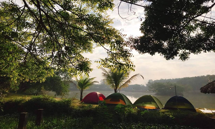 Khu du lịch Cao Minh - cắm trại