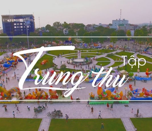 Hàng nghìn người đổ về Tuyên Quang ngắm đèn trung thu khổng lồ gây tắc nghẽn giao thông – Phần 1