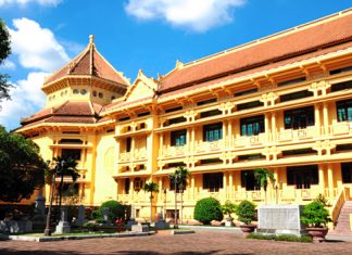 Bảo tàng lịch sử Việt Nam giữa lòng Hà Nội
