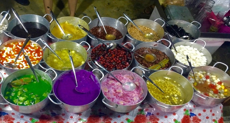 Các món ăn ở chợ Đông Ba