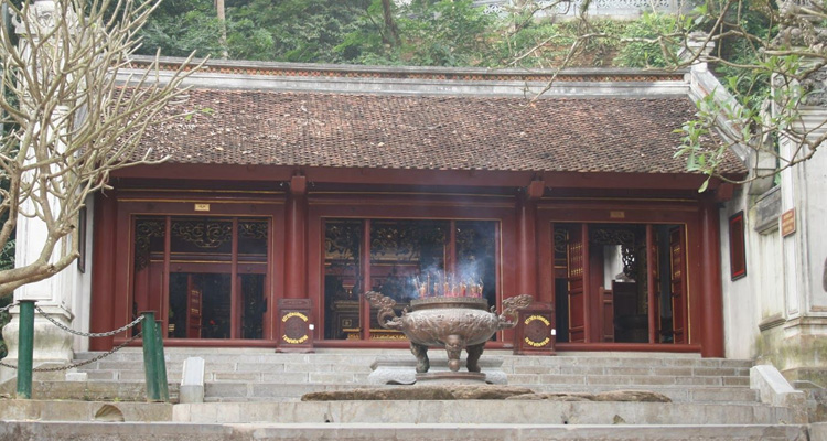 Đền Hùng Phú Thọ đền Trung