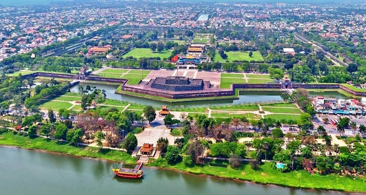 Kinh Thành Huế - kênh đào
