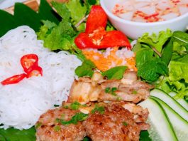 “Bún Chả Hà Nội” ngon nức tiếng Thủ đô! Nghĩ đến là bụng sôi ^^ Bún chả Hà Nội