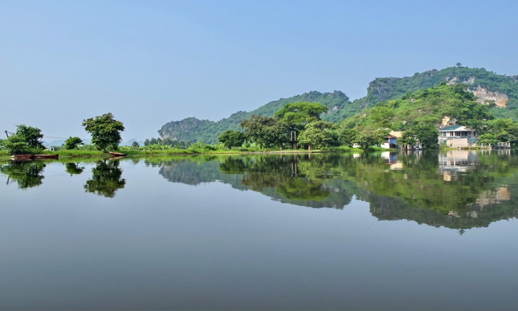 Hồ Quan Sơn - mỹ đức